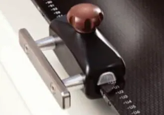 ACCESSORY RAIL